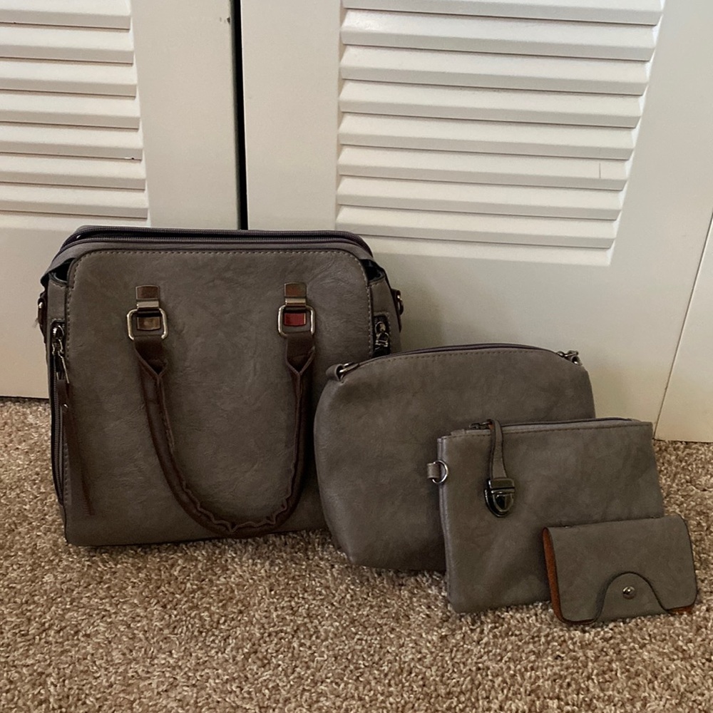 NWT 4 in 1 Purse